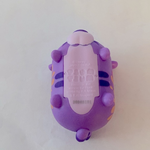 Disney Tsum Tsum Color Pop LE Tigger - Picture 6 of 6